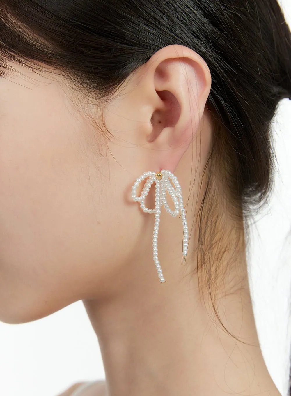 Bonita Ribbon Earrings IG406 sold by Lewkin product image thumbnail 2