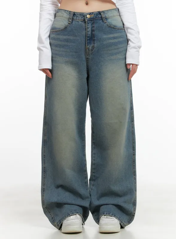 Luna Baggy Jeans CG420 sold by Lewkin