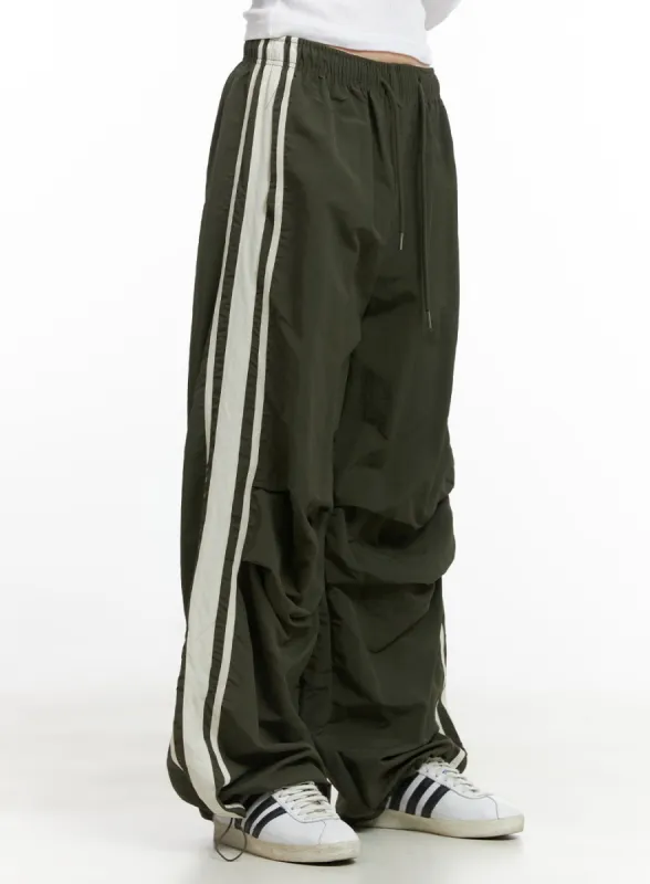 Pintuck Sporty Sweatpants CG420 sold by Lewkin