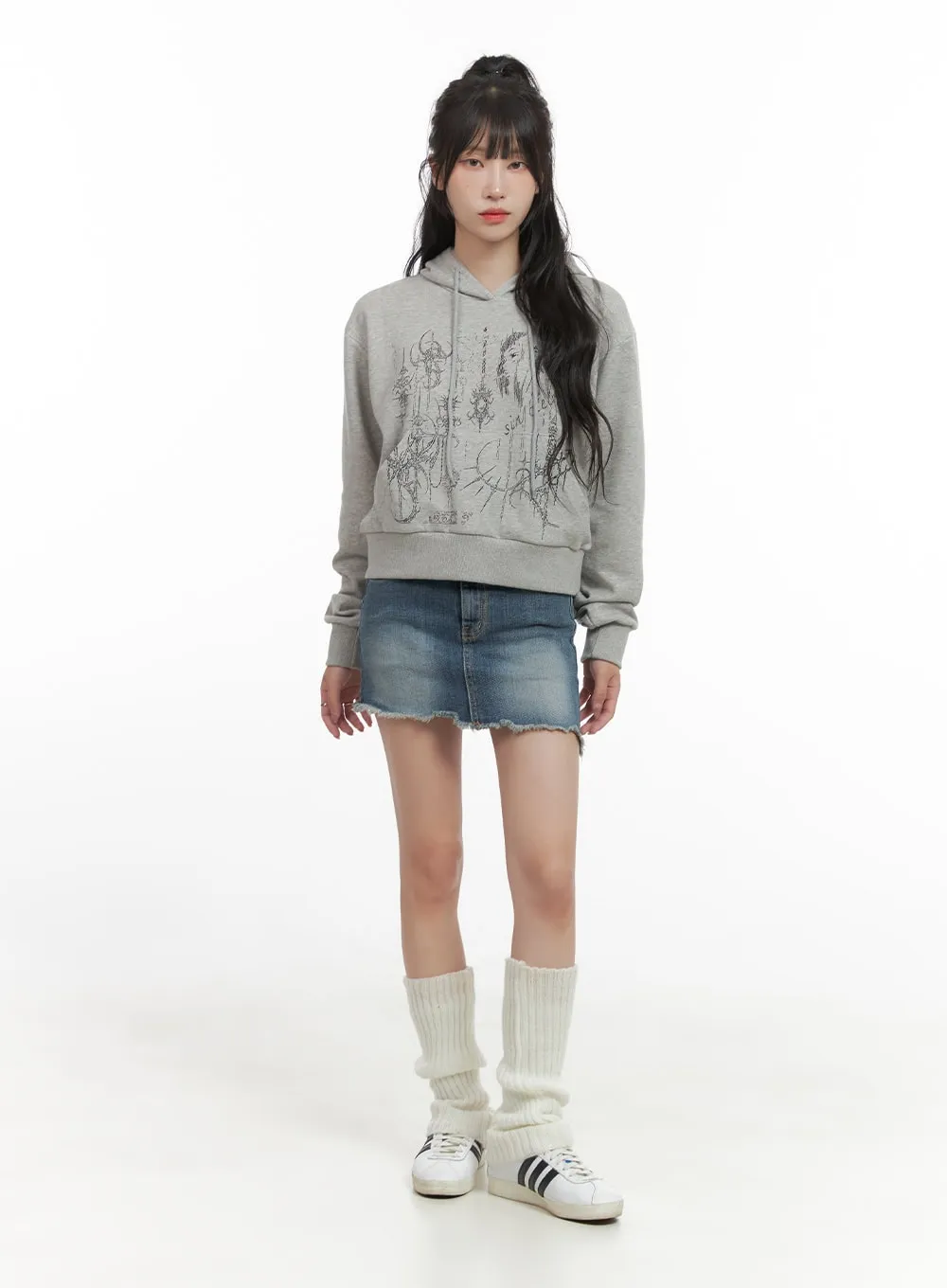 Acubi Graphic Crop Hoodie CG421 sold by Lewkin product image thumbnail 2