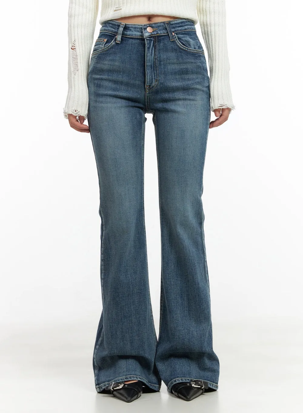 Lila Slim Bootcut Jeans CG422 sold by Lewkin