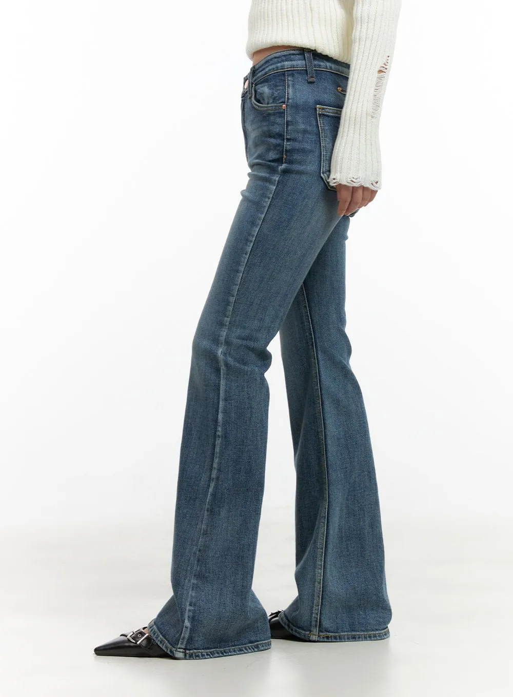 Lila Slim Bootcut Jeans CG422 sold by Lewkin product image thumbnail 3