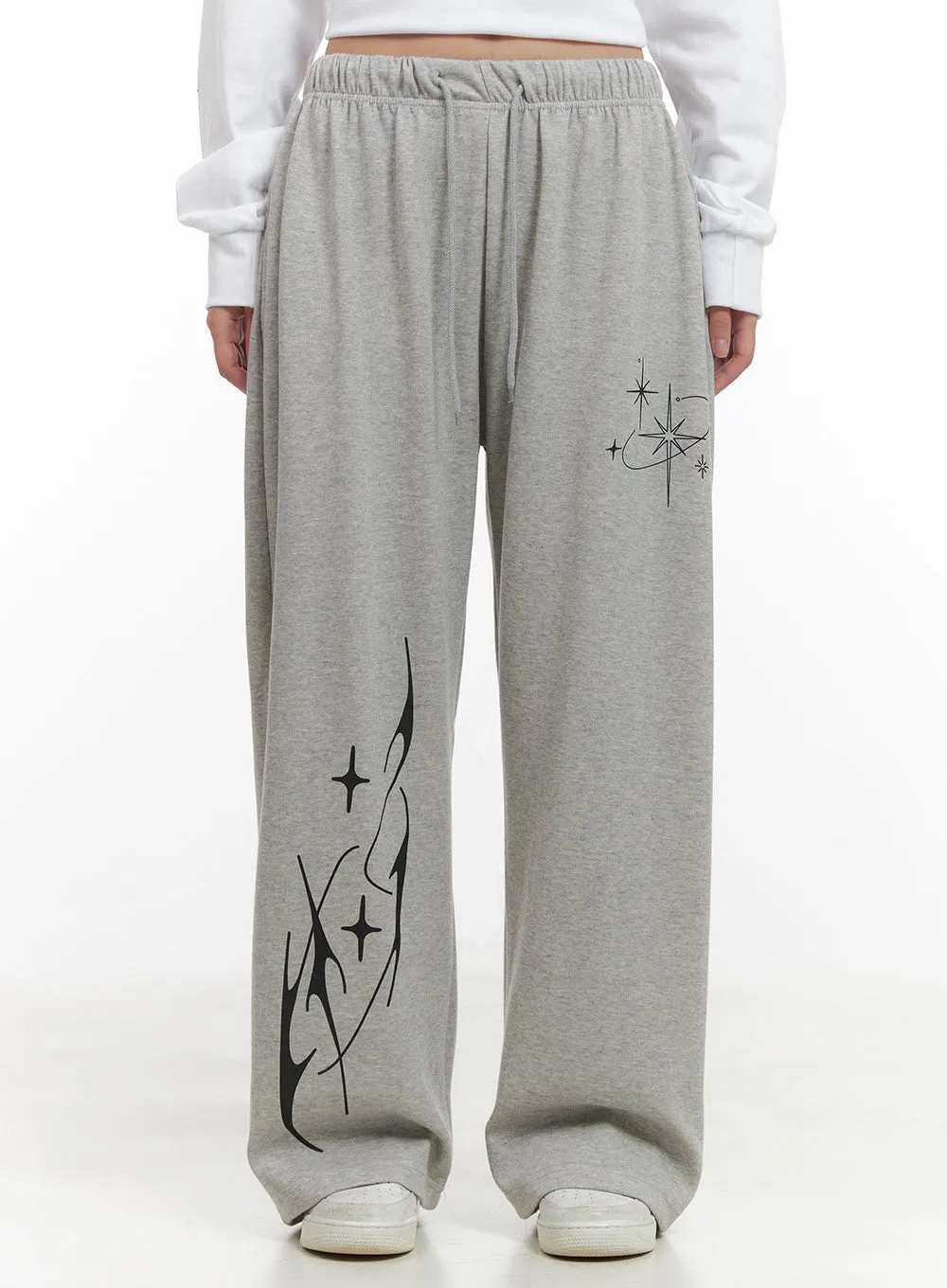 Cozy Banded Graphic Sweatpants CG423 sold by Lewkin