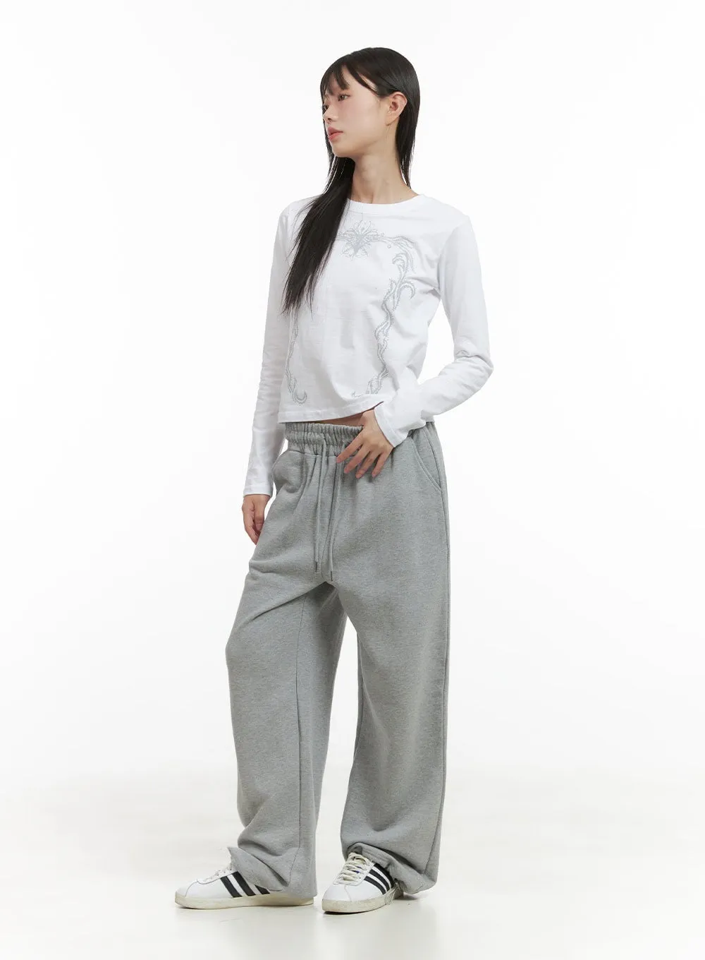 Acubi Graphic Cotton Crop Long Sleeve Tee CG426 sold by Lewkin product image thumbnail 2