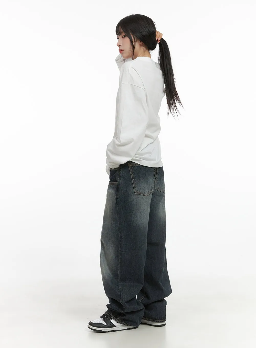 Oversized Lettering Long Sleeve Tee CG430 sold by Lewkin product image thumbnail 3