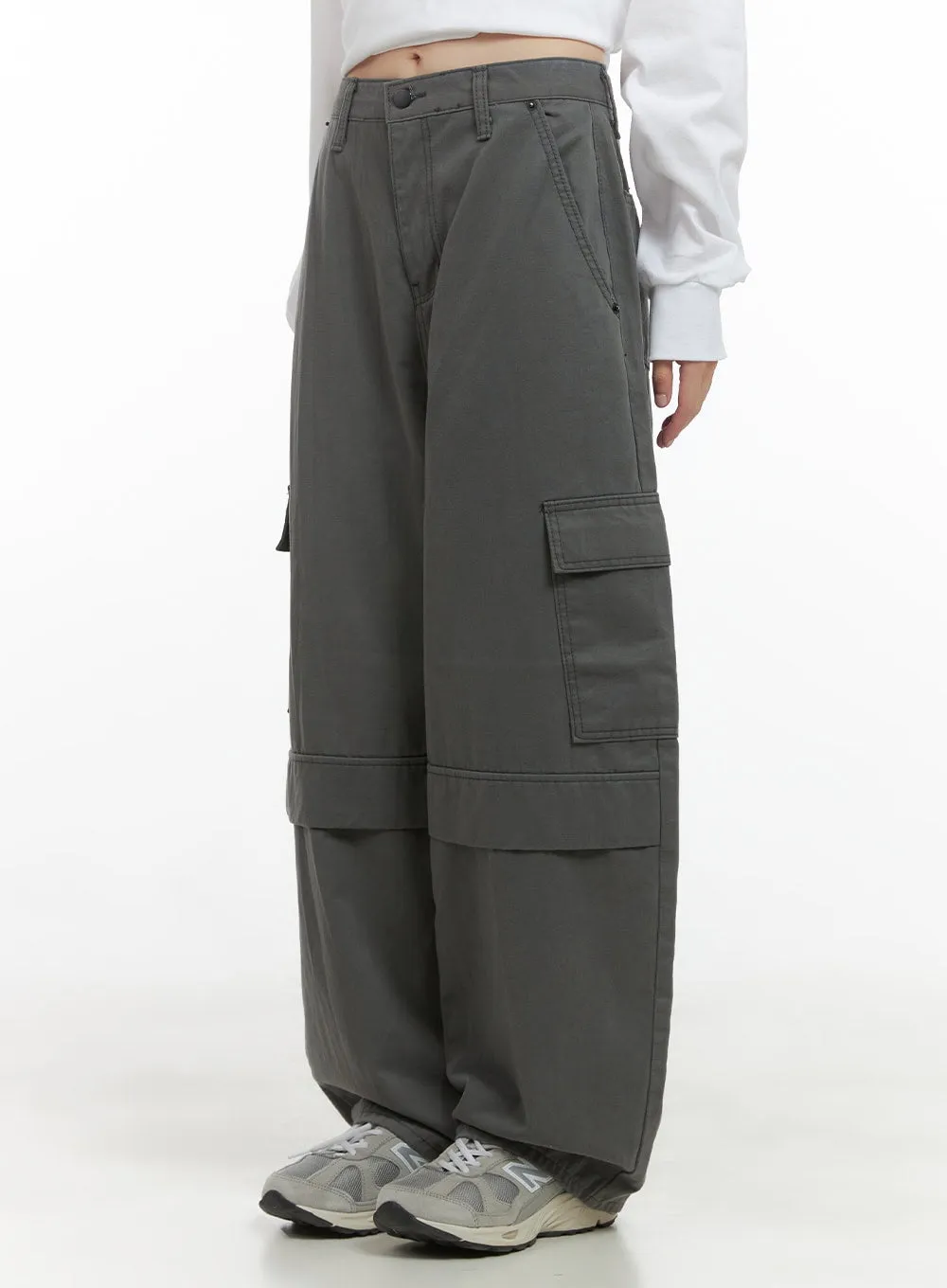 Relaxed Fit Cargo Pants CS410 sold by Lewkin