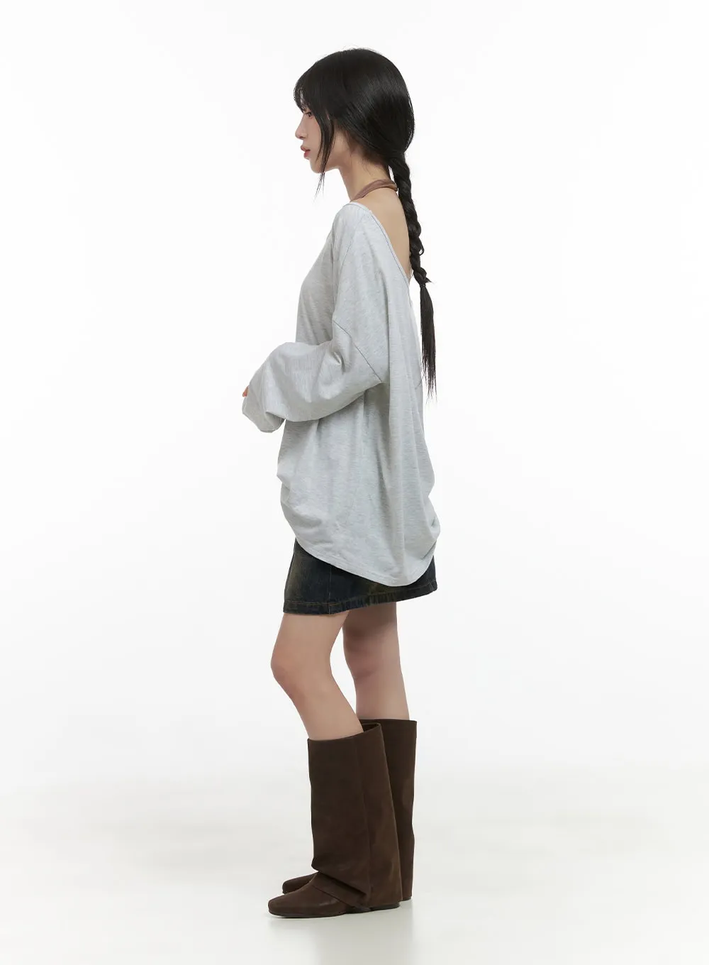 Halter Off-Shoulder Loose Graphic Tee CS419 sold by Lewkin product image thumbnail 3