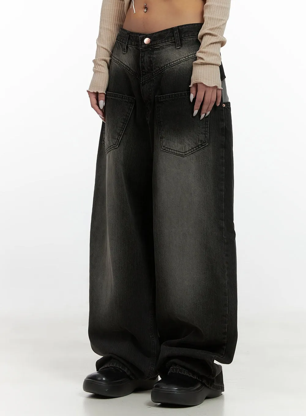 Darla Oversized Pocketed Denim Jeans CS425 sold by Lewkin