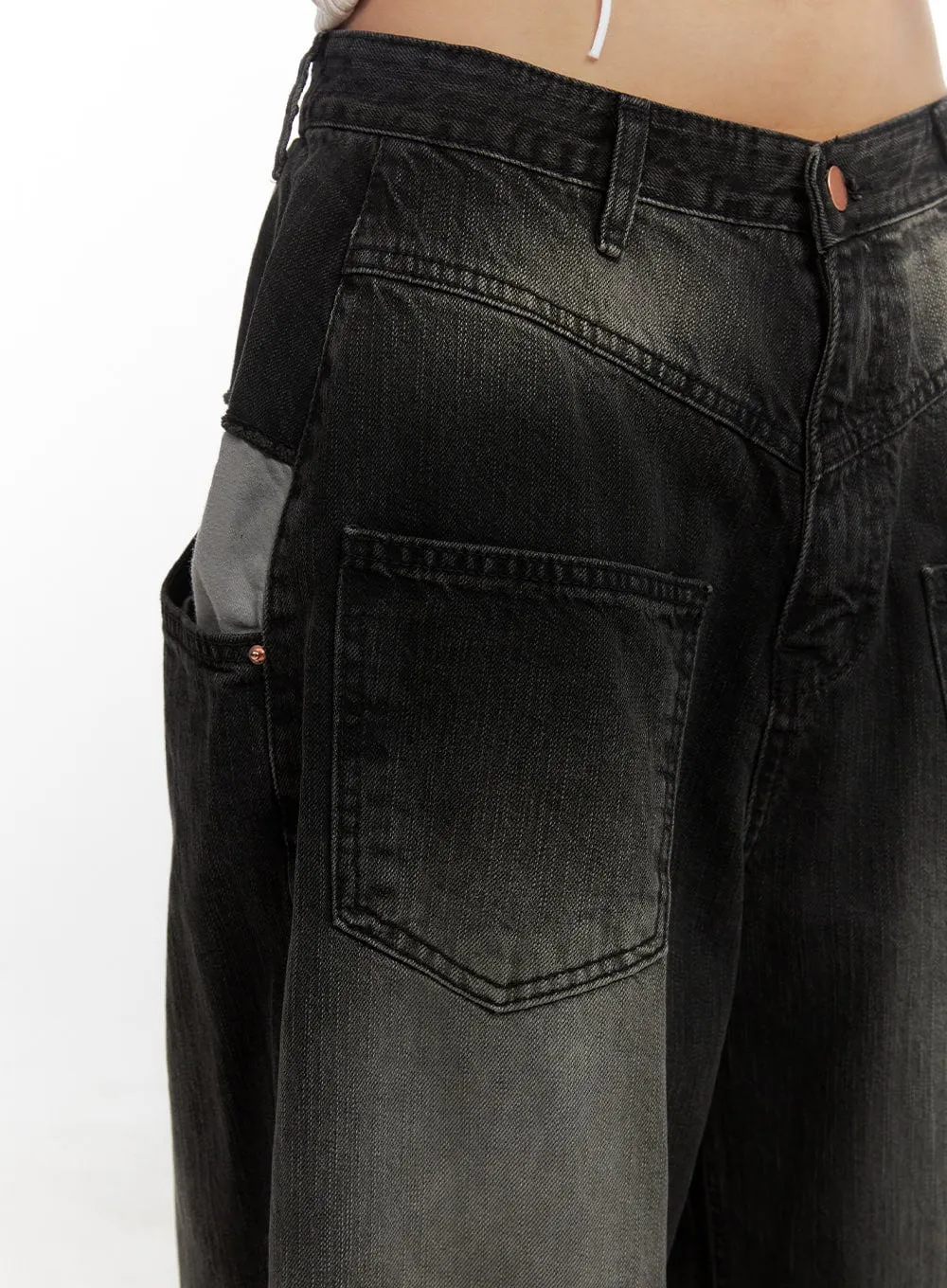 Darla Oversized Pocketed Denim Jeans CS425 sold by Lewkin product image thumbnail 3