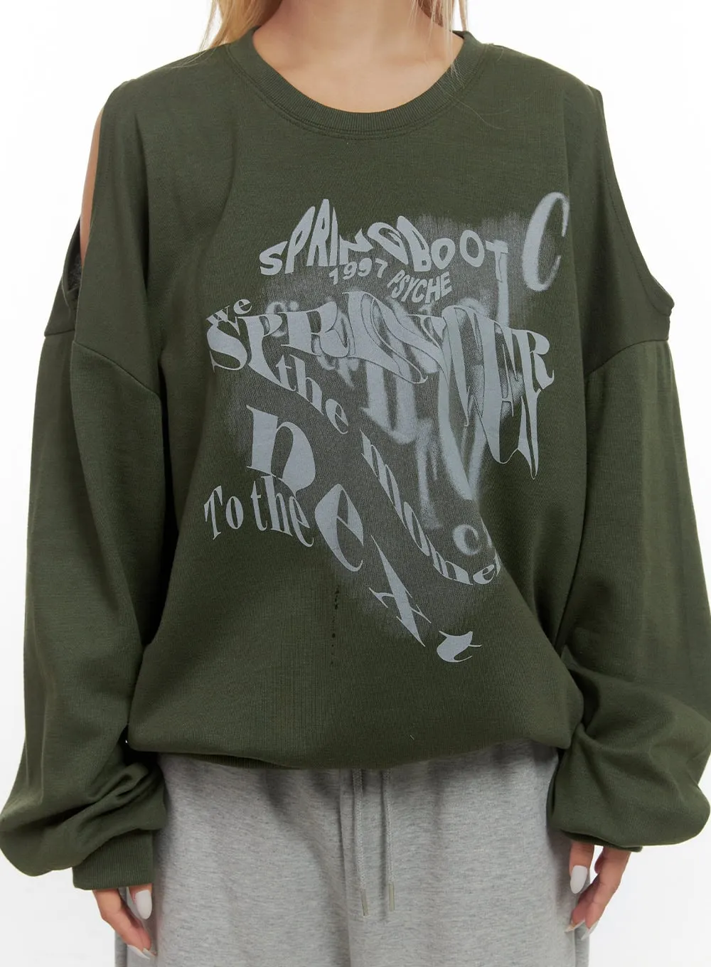 Comfy Graphic Print Sweatshirt CS426 sold by Lewkin product image thumbnail 3