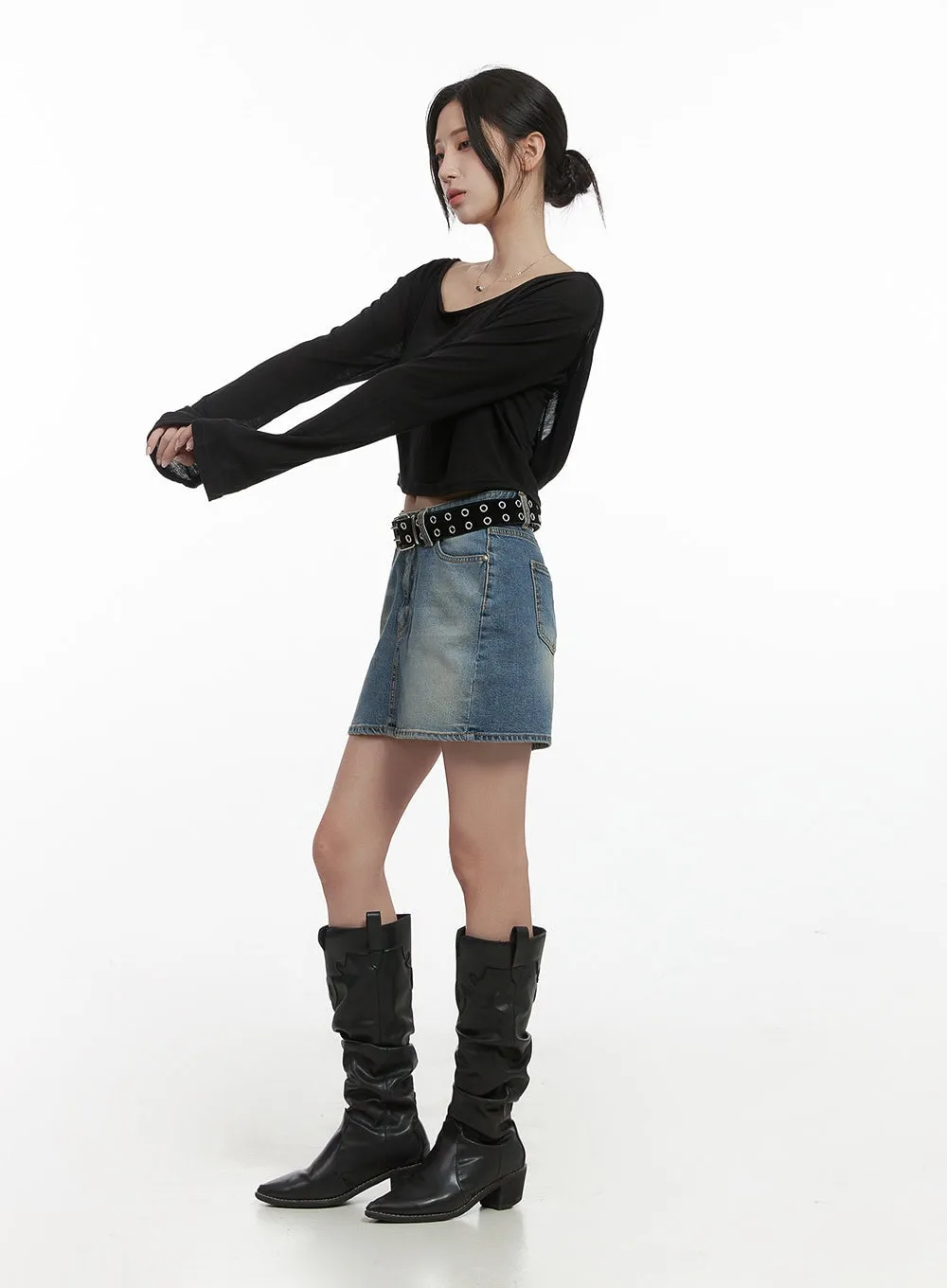 Slim Fit Crop Top Hoodie CS430 sold by Lewkin product image thumbnail 2
