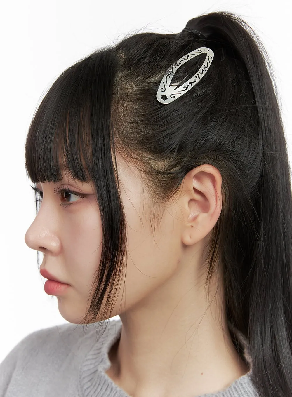 Metallic Lock Hair Clip OO401 sold by Lewkin product image thumbnail 3