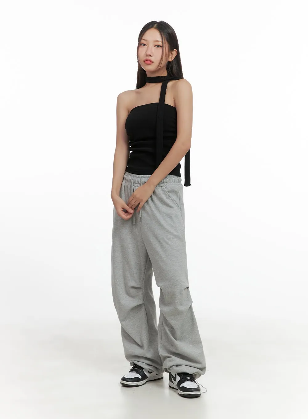 Pintuck String Wide Sweatpants CO404 sold by Lewkin product image thumbnail 2
