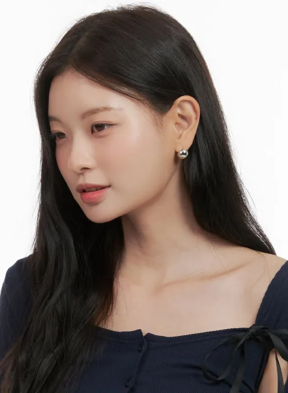 Chloe Earrings IO404 sold by Lewkin