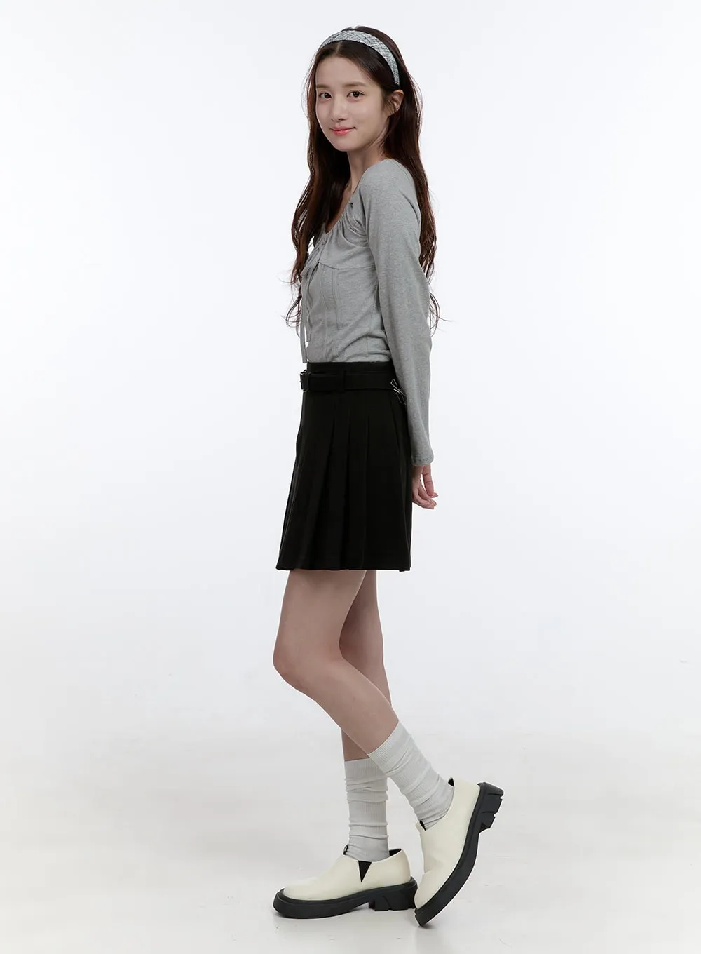 Pleated A-Line Mini Skirt OO407 sold by Lewkin product image thumbnail 3