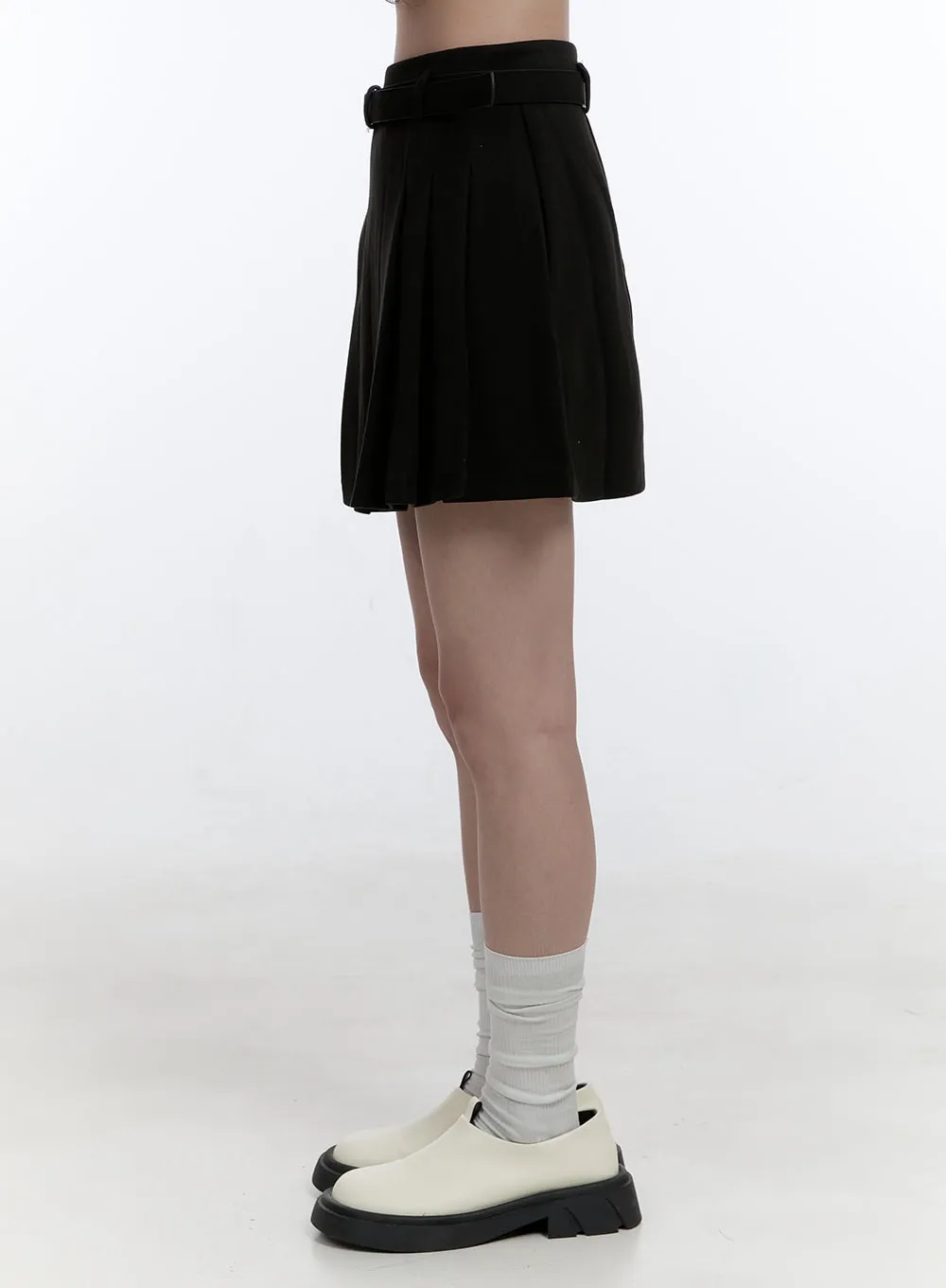 Pleated A-Line Mini Skirt OO407 sold by Lewkin product image thumbnail 4