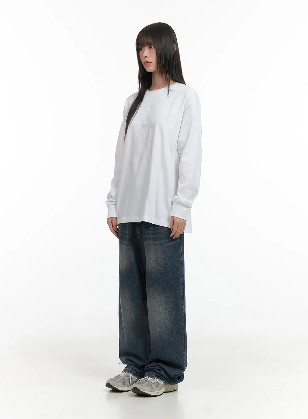 Basic Loose Fit Long Sleeve Tee CO410 sold by Lewkin product image thumbnail 2