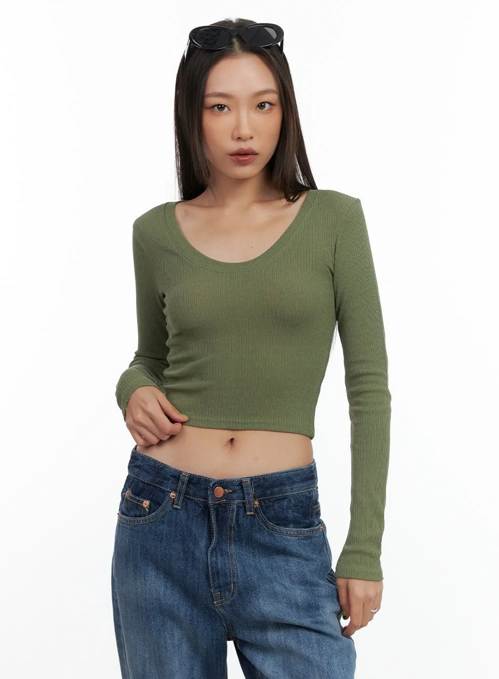Slim U-Neck Crop Tee CO424 sold by Lewkin