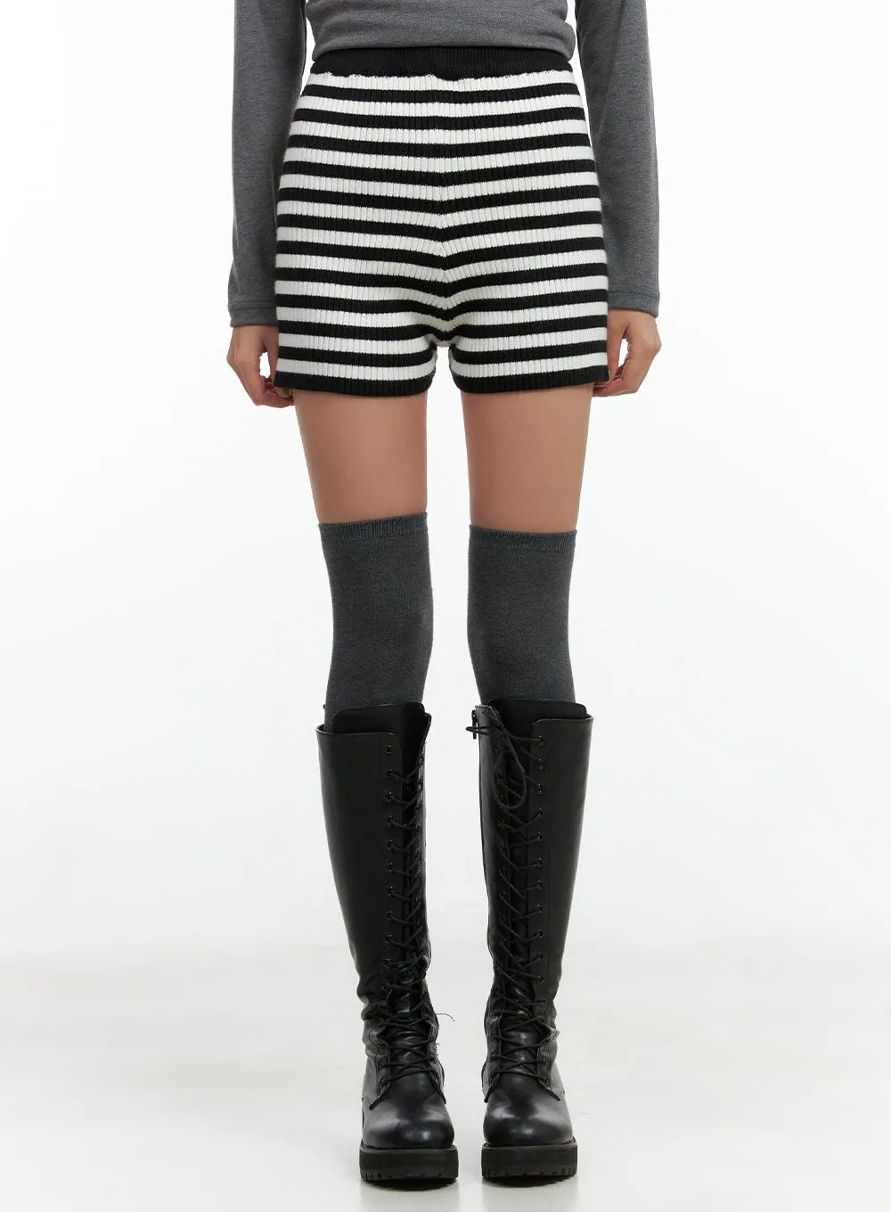 Stripe Knit Shorts CO424 sold by Lewkin