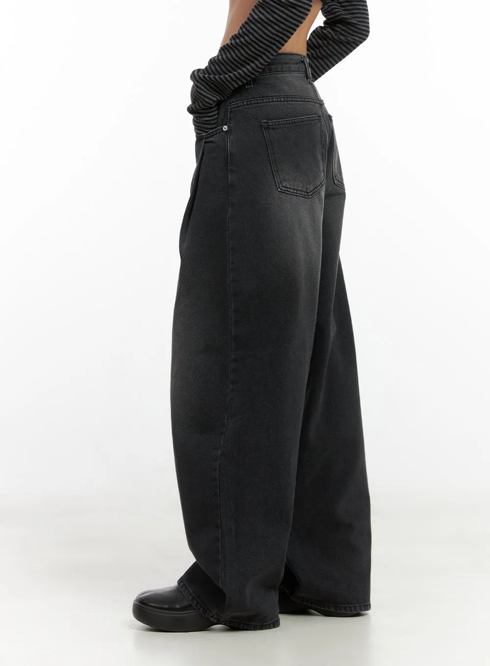 Delilah Pin-Tuck Washed Denim Baggy Jeans CO424 sold by Lewkin product image thumbnail 3