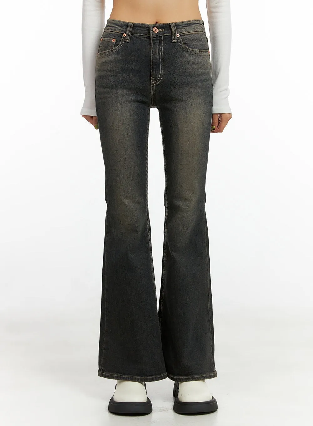 Paisley Slim-Fit Bootcut Washed Jeans CO424 sold by Lewkin product image thumbnail 2