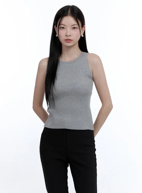 Slim-Fit Round-Neck Camisole OO429 sold by Lewkin