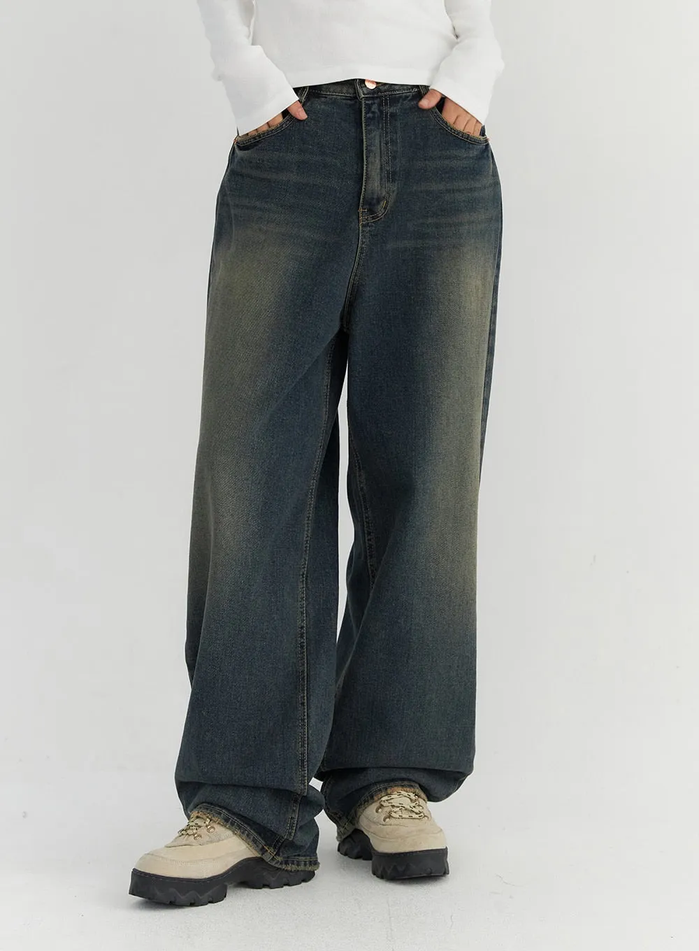 Washed Wide Leg Jeans CO306 sold by Lewkin product image thumbnail 5