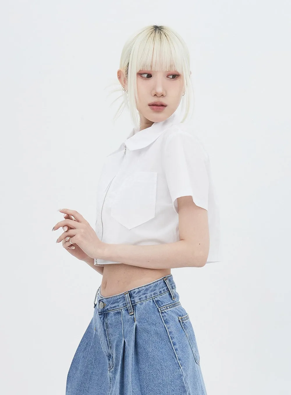Zip-Up Cropped Shirt IU313 sold by Lewkin product image thumbnail 2