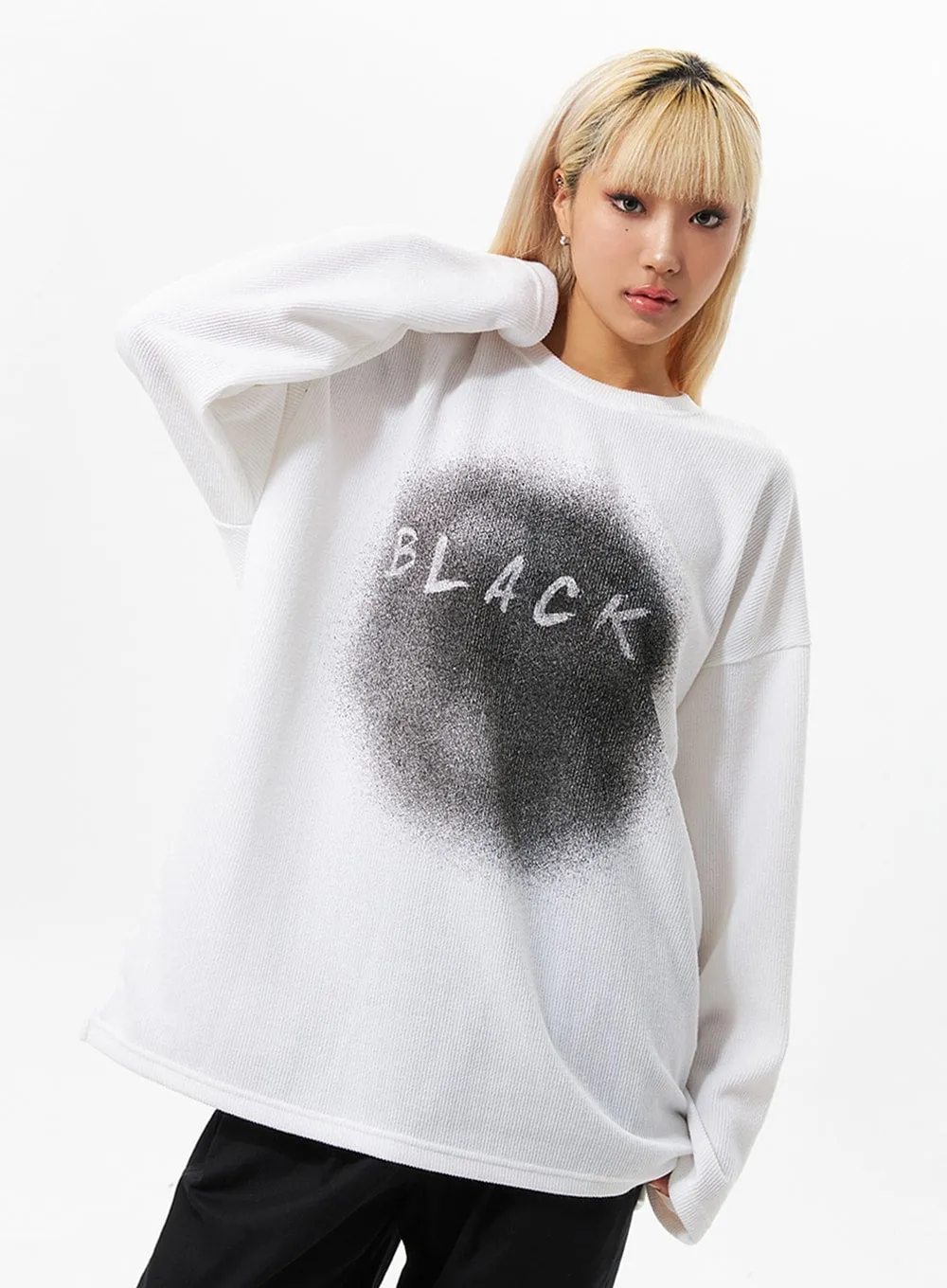 Graphic Oversize T-Shirt IO326 sold by Lewkin
