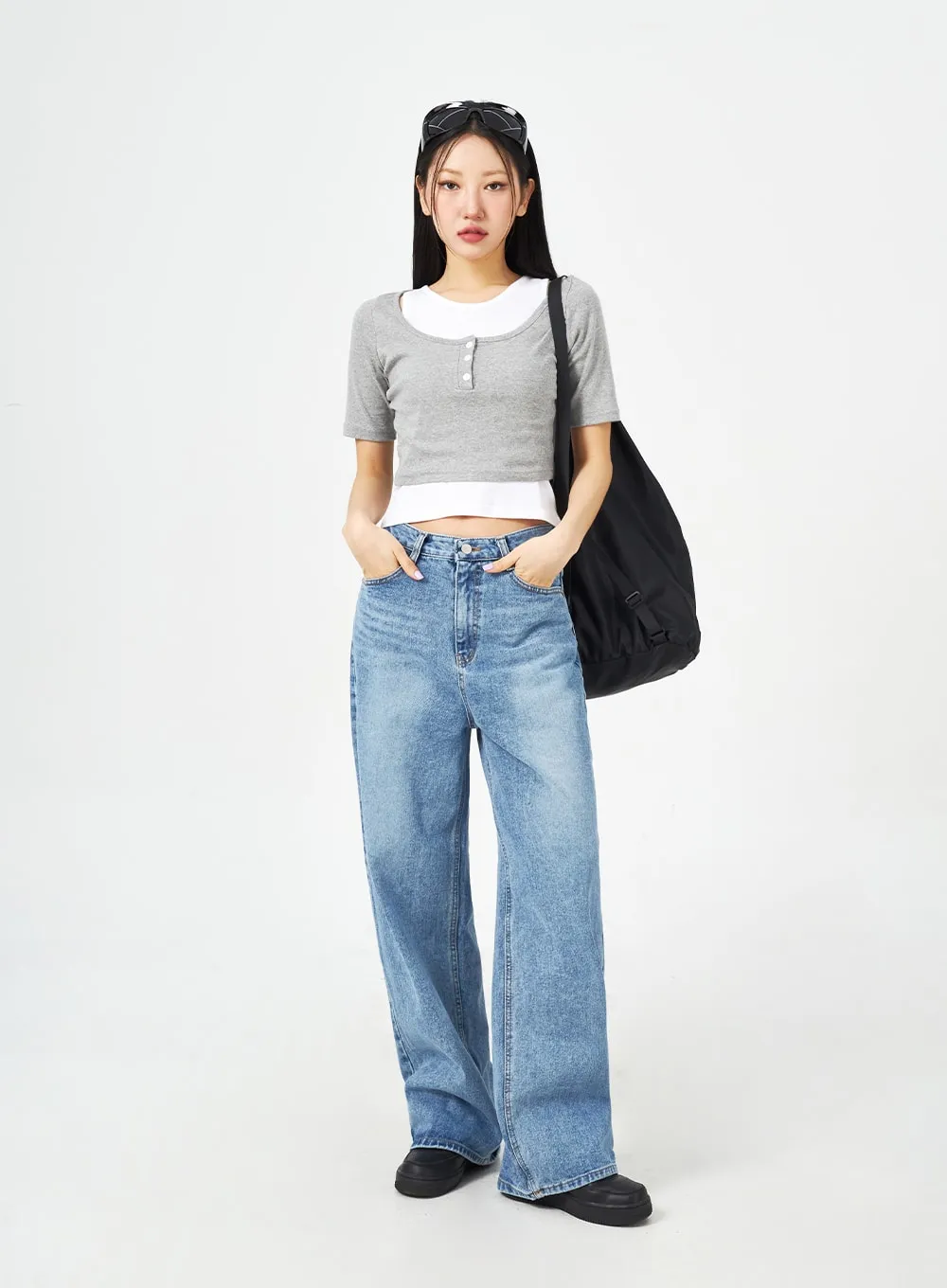 Mid-Wash Bootcut Jeans CM323 sold by Lewkin product image thumbnail 3