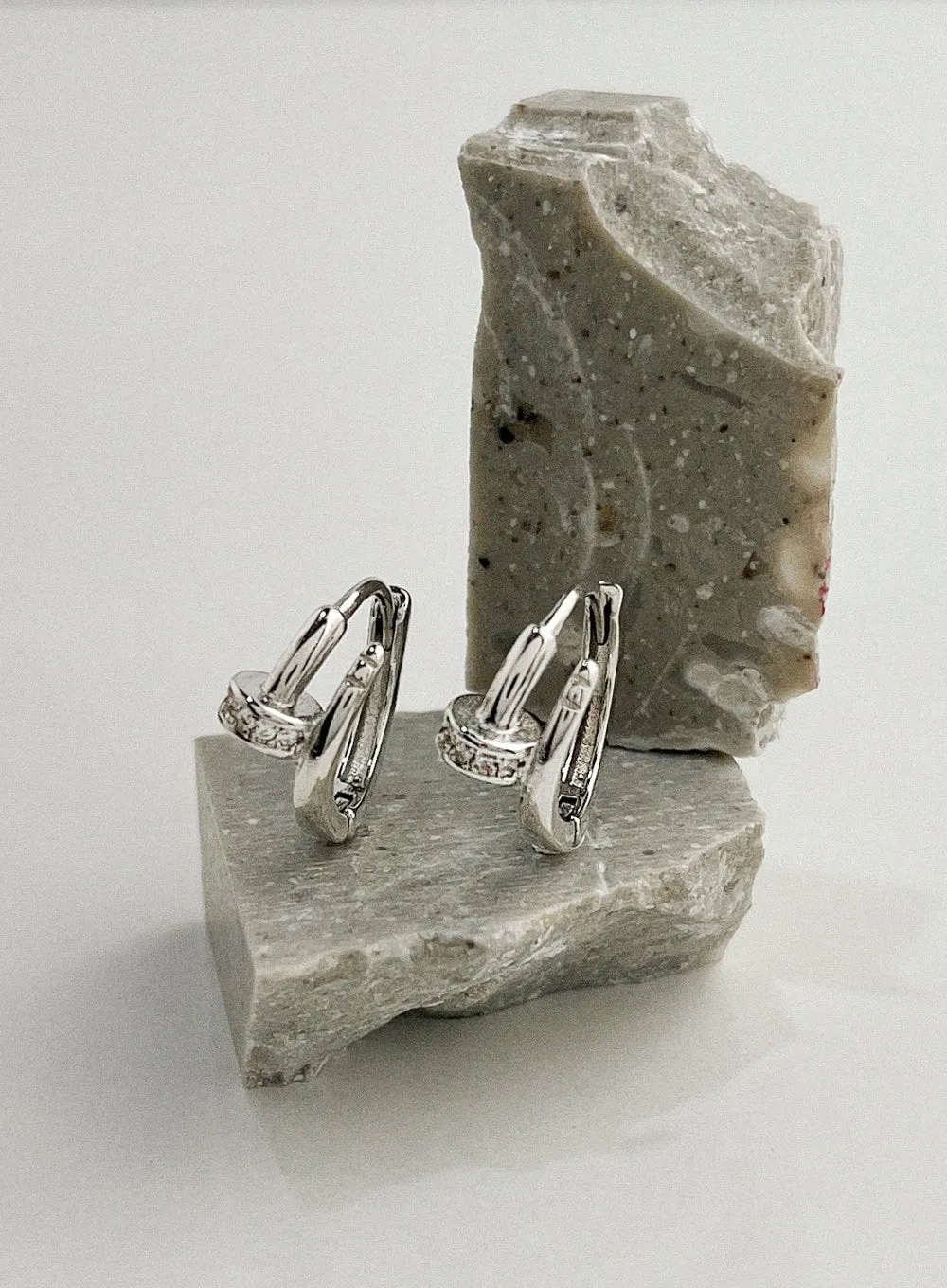 Nasam Round Earrings IL415 sold by Lewkin