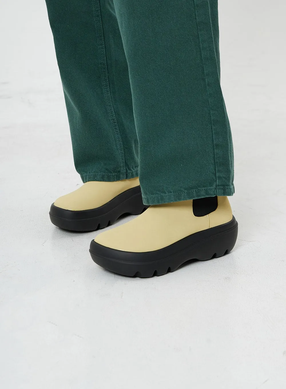 Round Platform Boots CS21 sold by Lewkin product image thumbnail 2