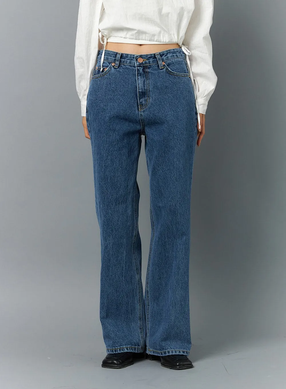 Straight Leg Jeans ON324 sold by Lewkin product image thumbnail 2