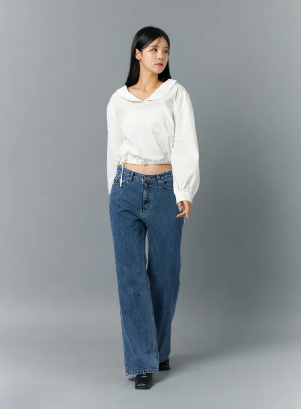 Straight Leg Jeans ON324 sold by Lewkin
