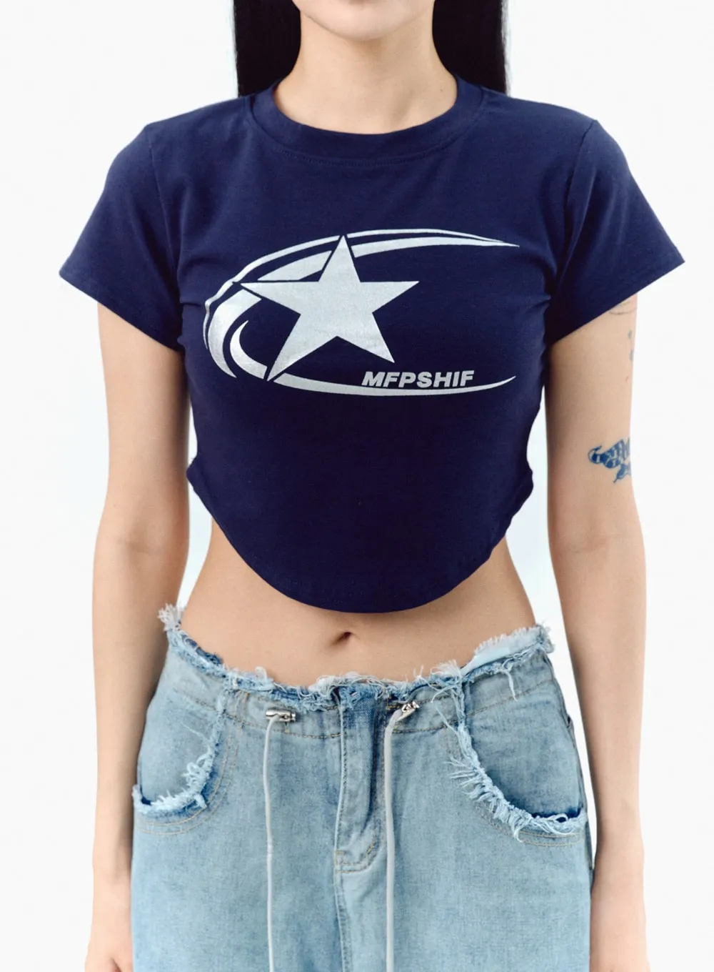 Round Hem Tee IU329 sold by Lewkin product image thumbnail 3