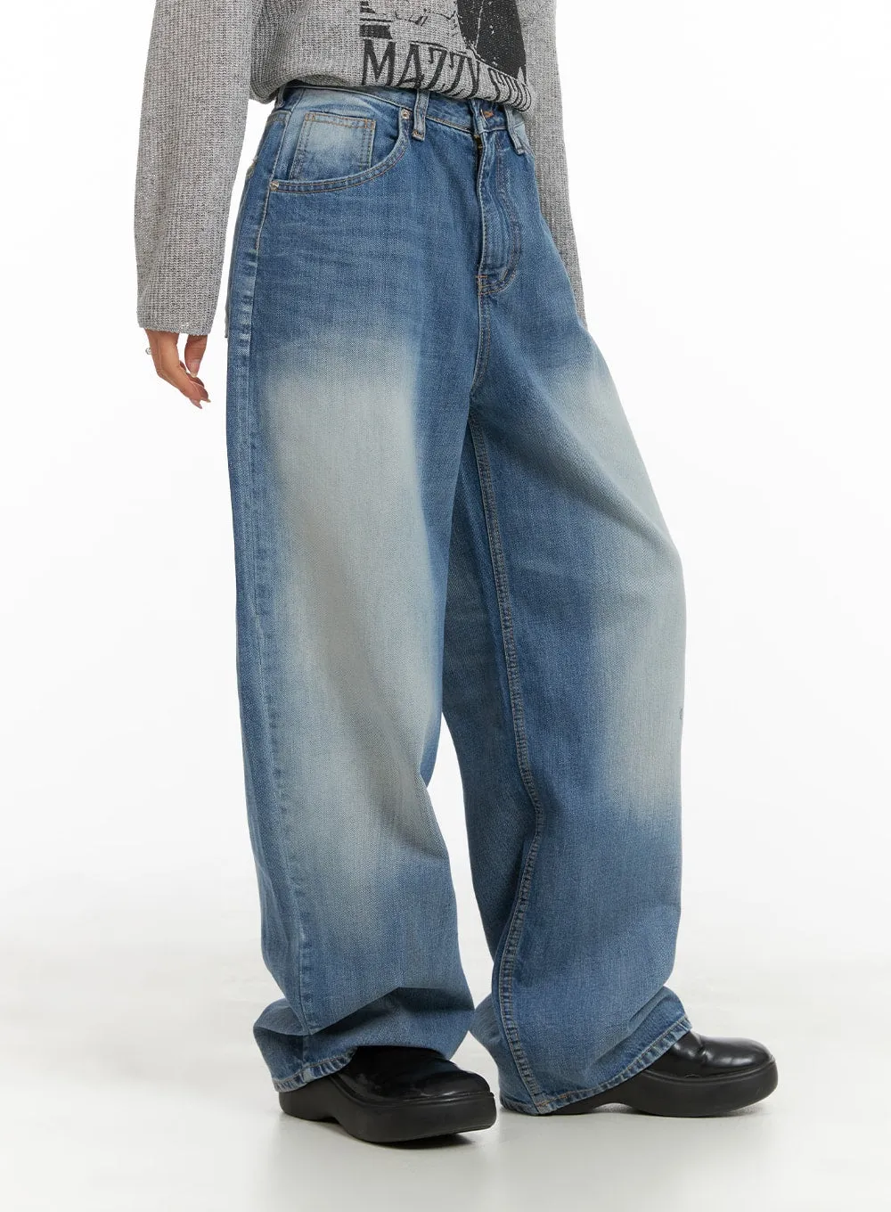 Comfy Wide Fit Baggy Jeans CA408 sold by Lewkin product image thumbnail 4