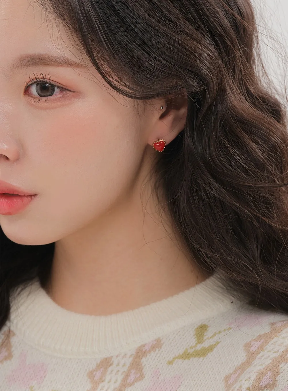 Red Heard Earrings B1801 sold by Lewkin product image thumbnail 3