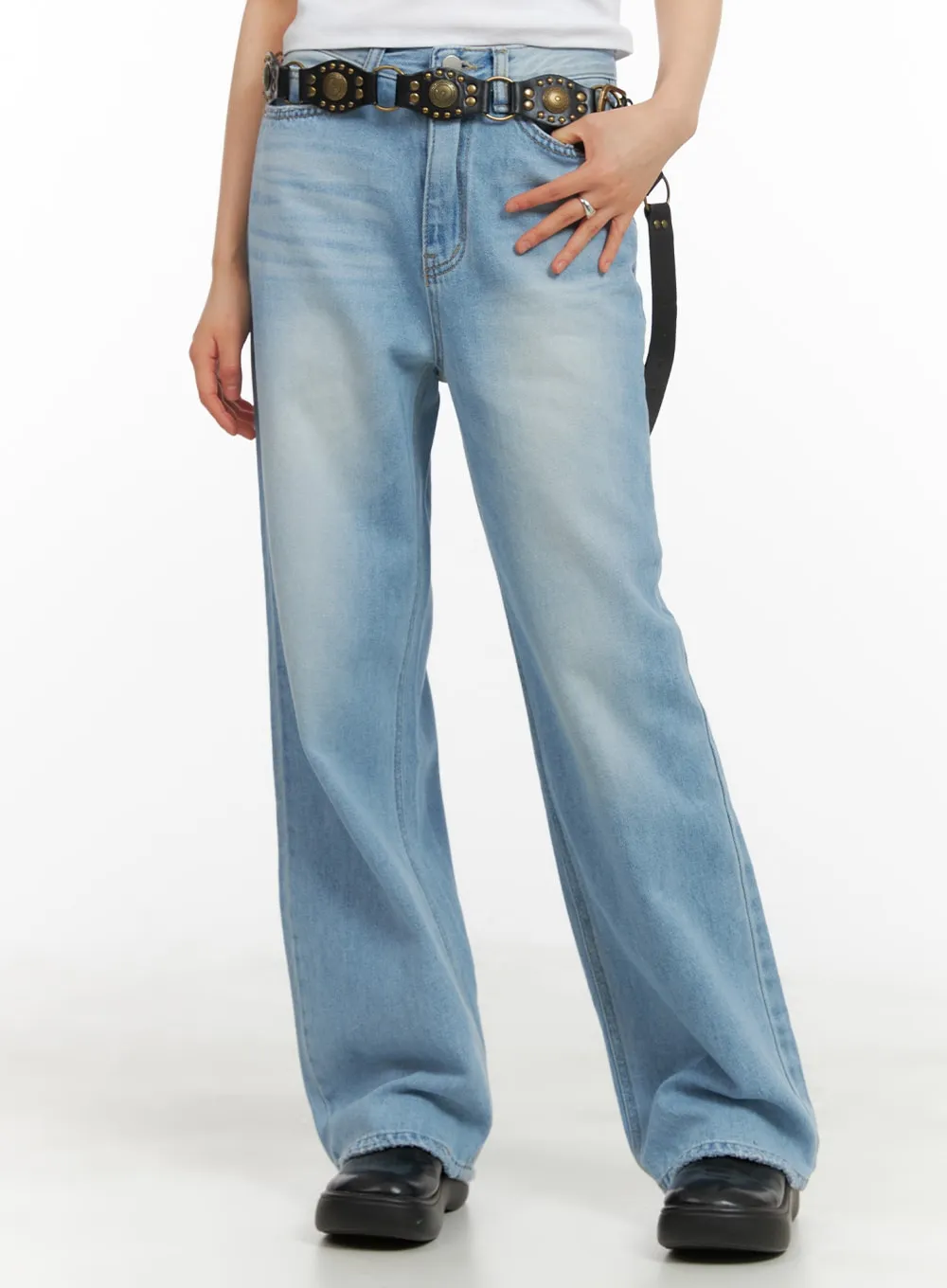 Cotton Washed Straight Jeans CA418 sold by Lewkin