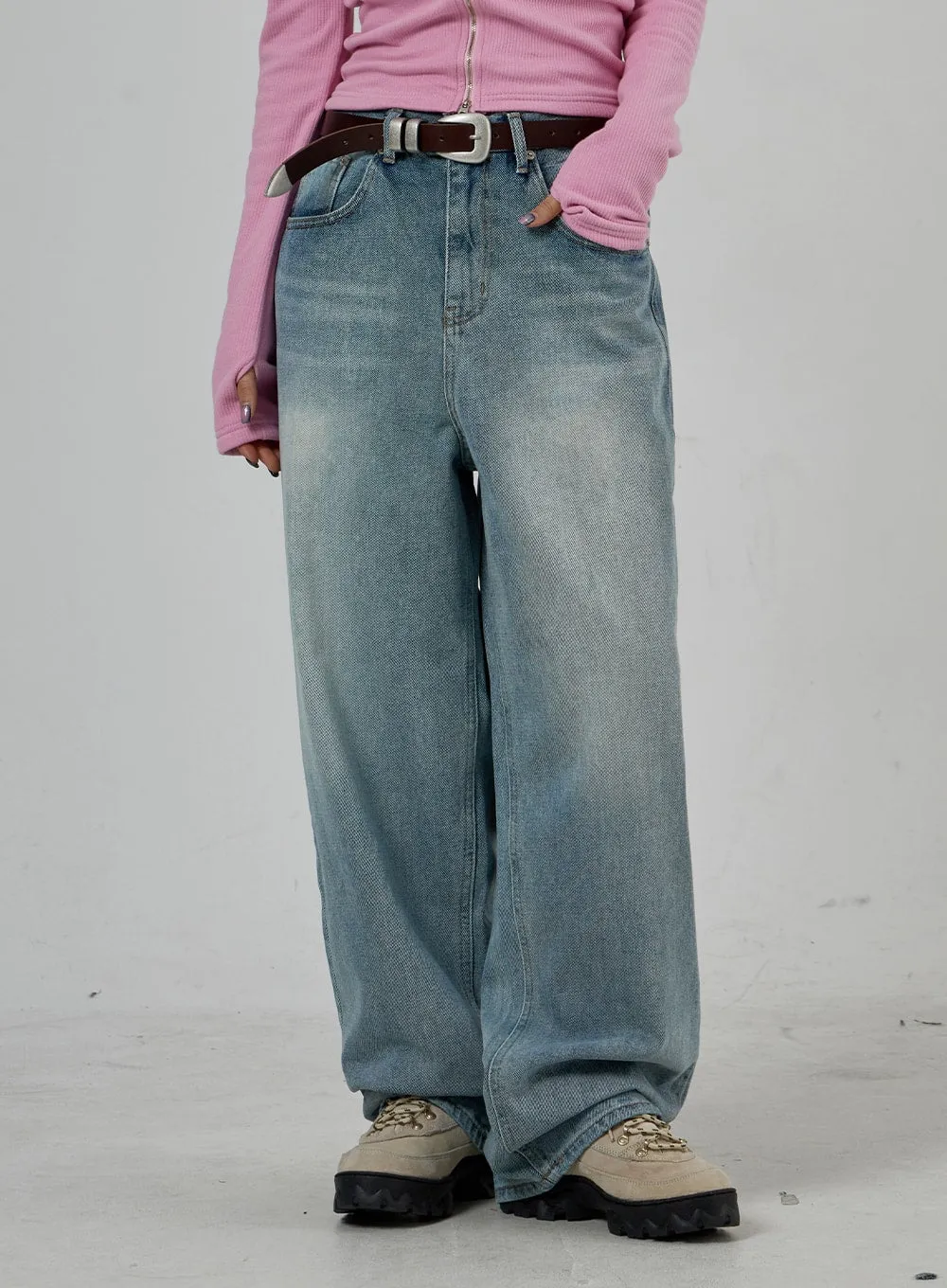 Light Wash Baggy Jeans Unisex CD26 sold by Lewkin product image thumbnail 2