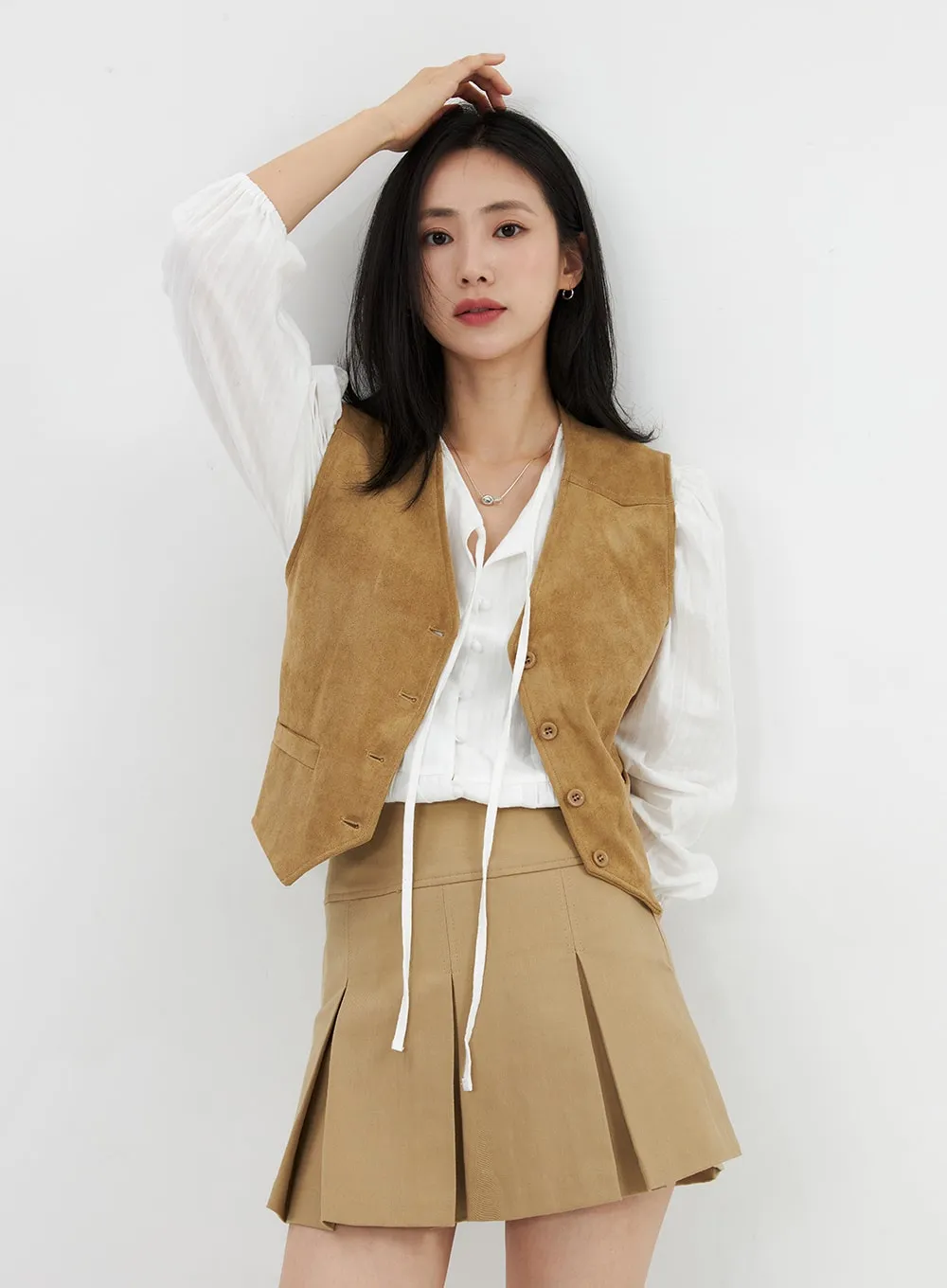 Pleated Mini Skirt OO305 sold by Lewkin product image thumbnail 2