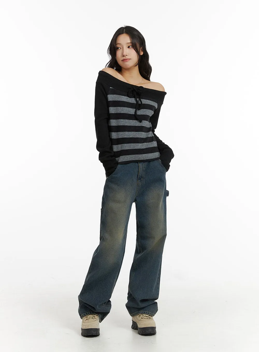 Washed Straight-Leg Jeans CJ417 sold by Lewkin