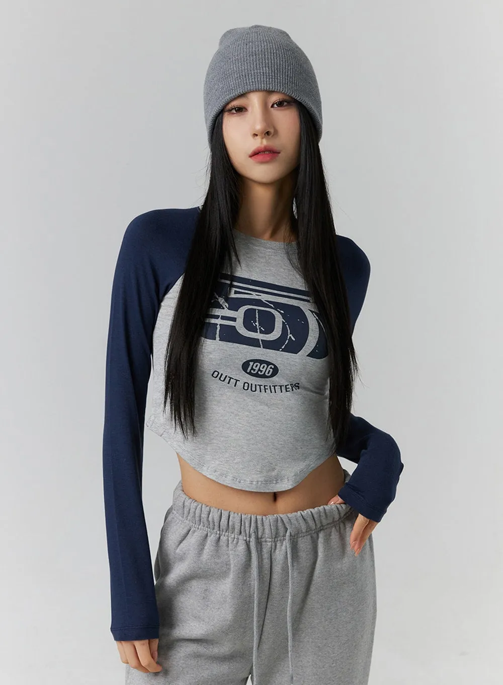 Round Neck Number Graphic Streetwear Long Tee ID305 sold by Lewkin