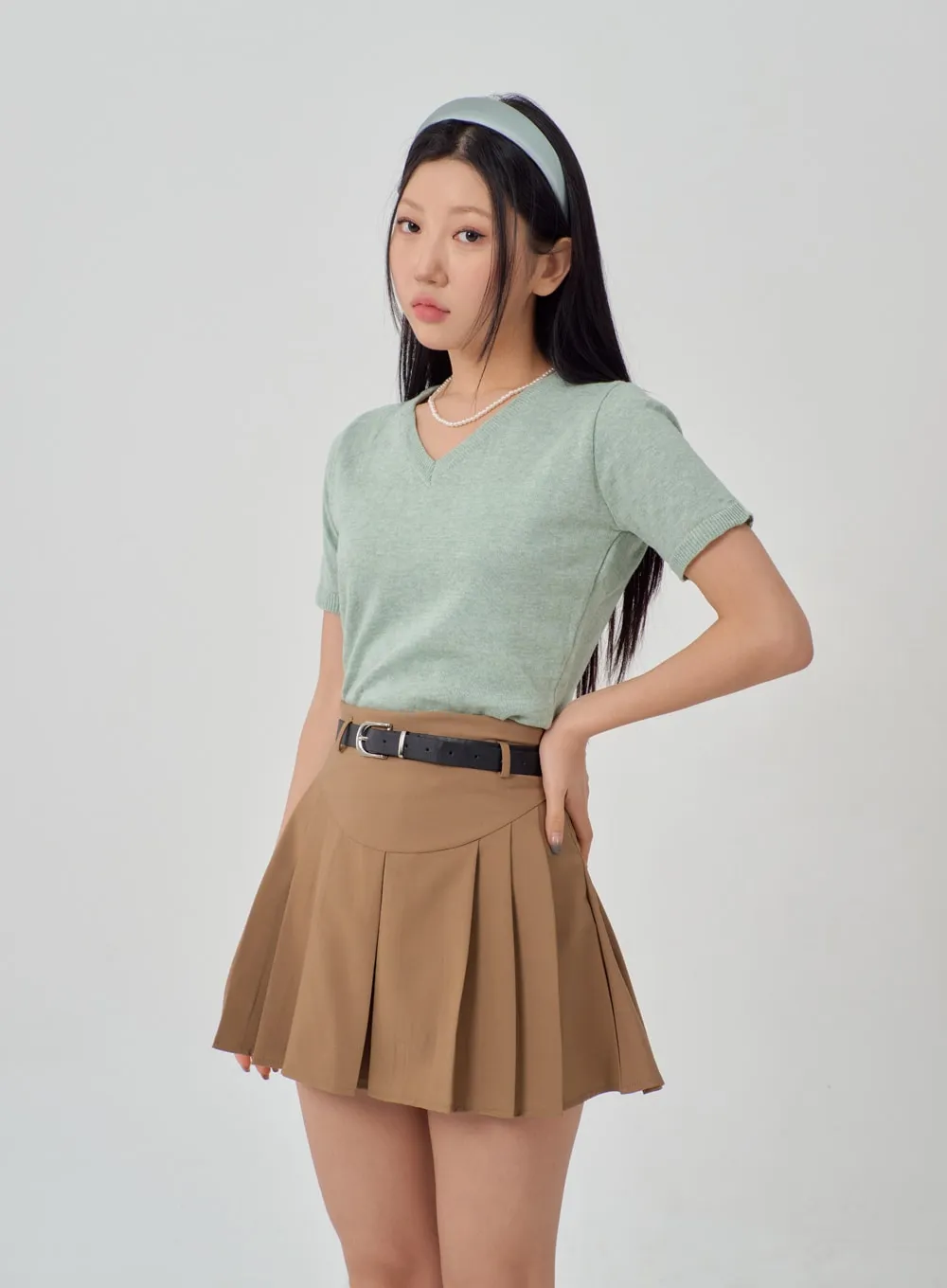 V-Neck Knit Tee IM316 sold by Lewkin product image thumbnail 2