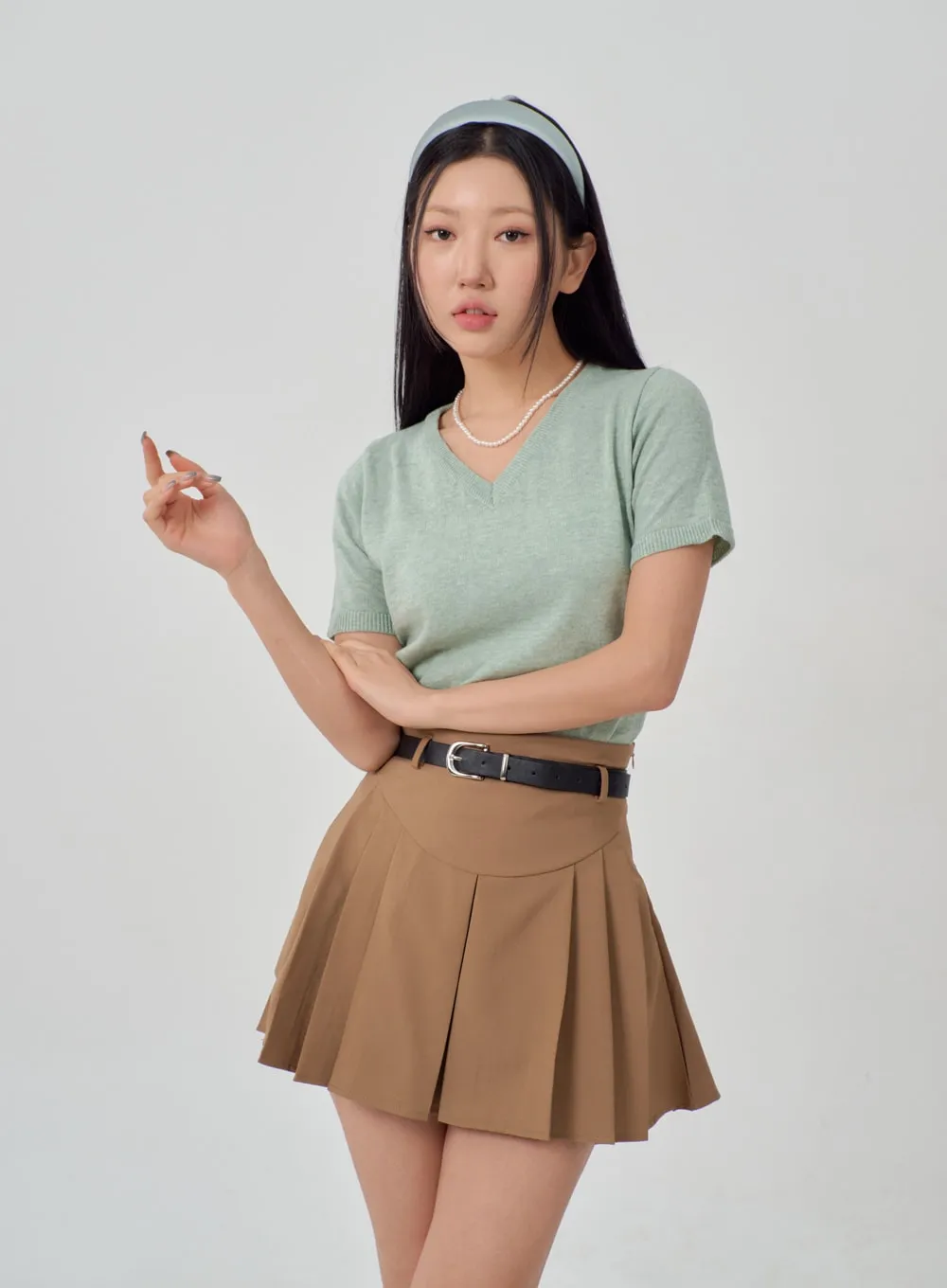 V-Neck Knit Tee IM316 sold by Lewkin