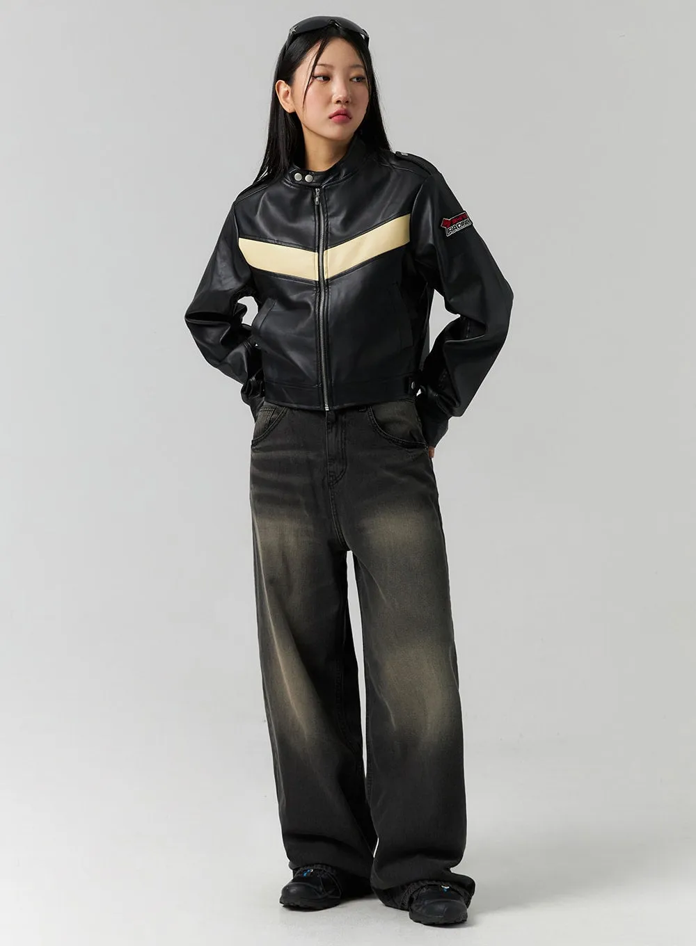 Dark Wash Wide Leg Jeans CS326 sold by Lewkin