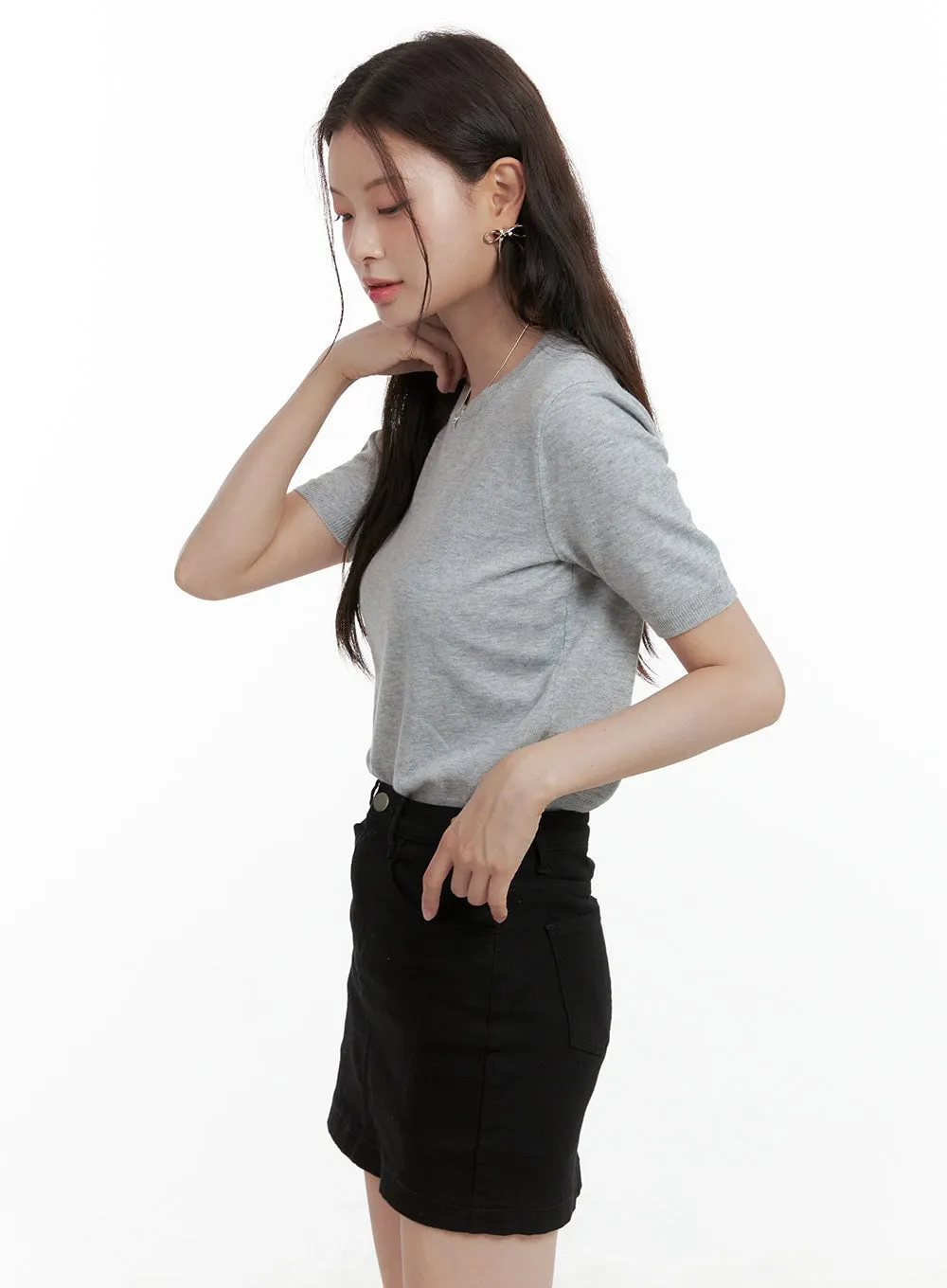 Round Neck Loose Fit Shirt OL417 sold by Lewkin product image thumbnail 5