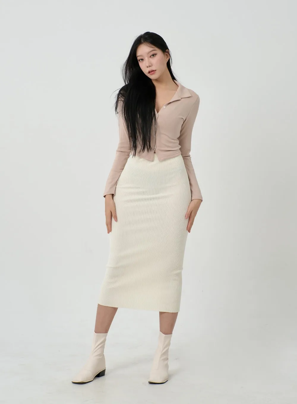 Back Slit Ribbed knit Maxi Skirt ID22 sold by Lewkin product image thumbnail 4