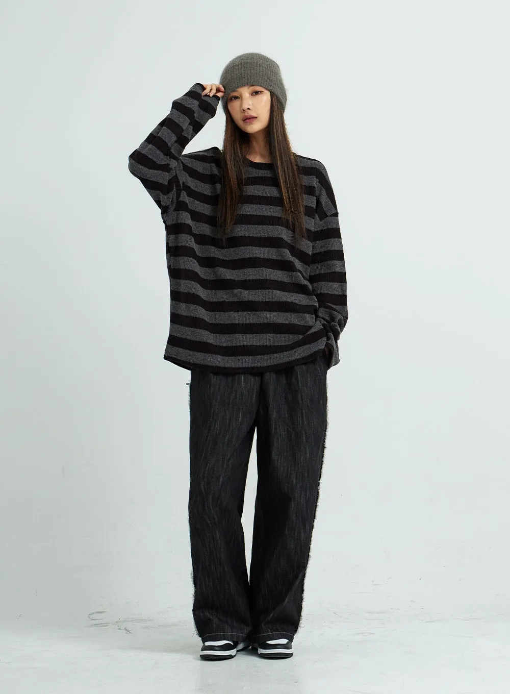 Cutting Bending Wide Pants CS15 sold by Lewkin product image thumbnail 4