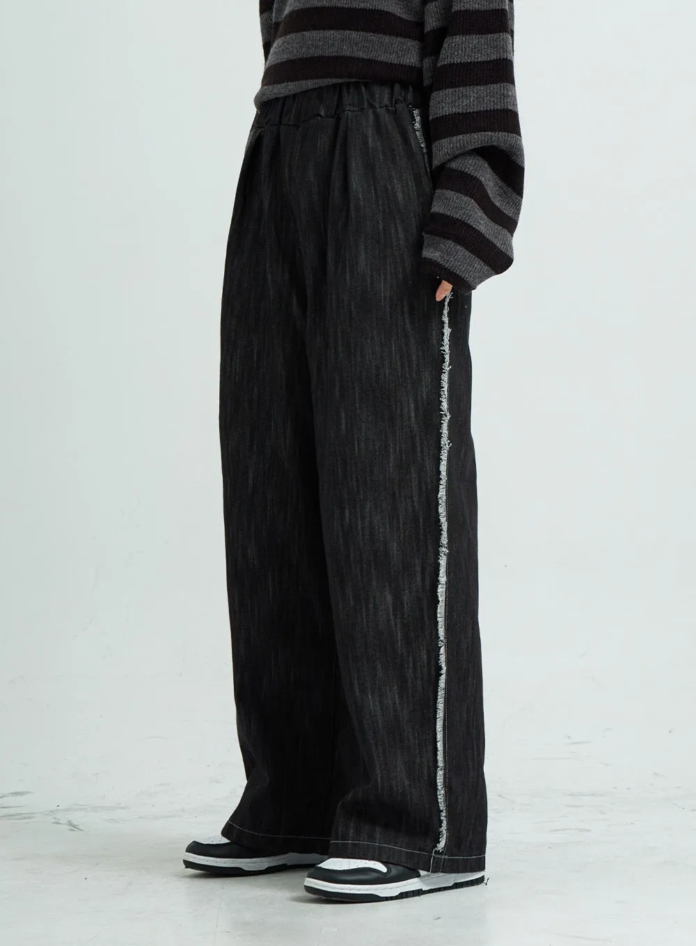 Cutting Bending Wide Pants CS15 sold by Lewkin product image thumbnail 5