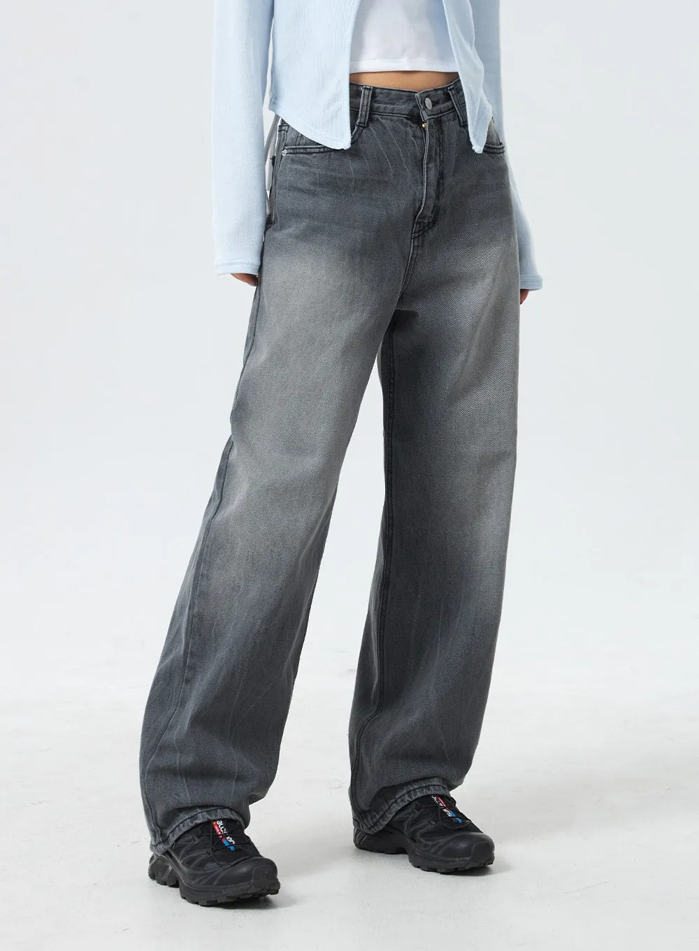 Low Rise Mid-Wash Jeans CM327 sold by Lewkin product image thumbnail 5